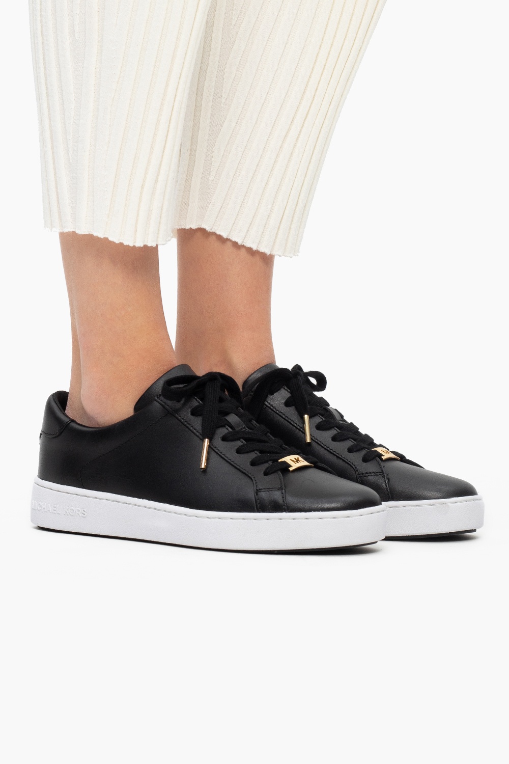 Mk deals irving sneaker